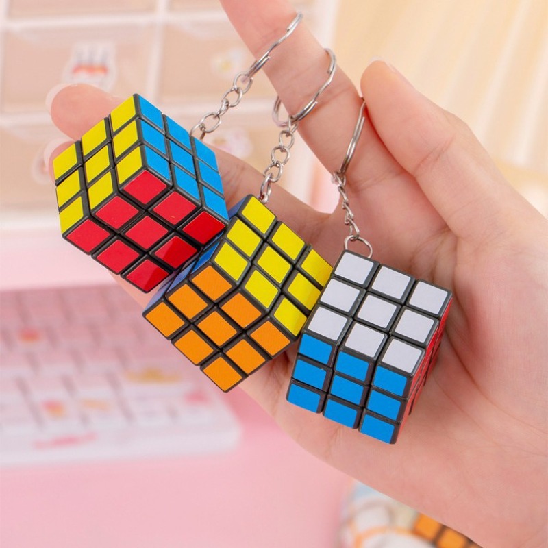 Mini Cubo Magico 3x3 Portachia - Electronics Gadgets Bag recensione e prezzo